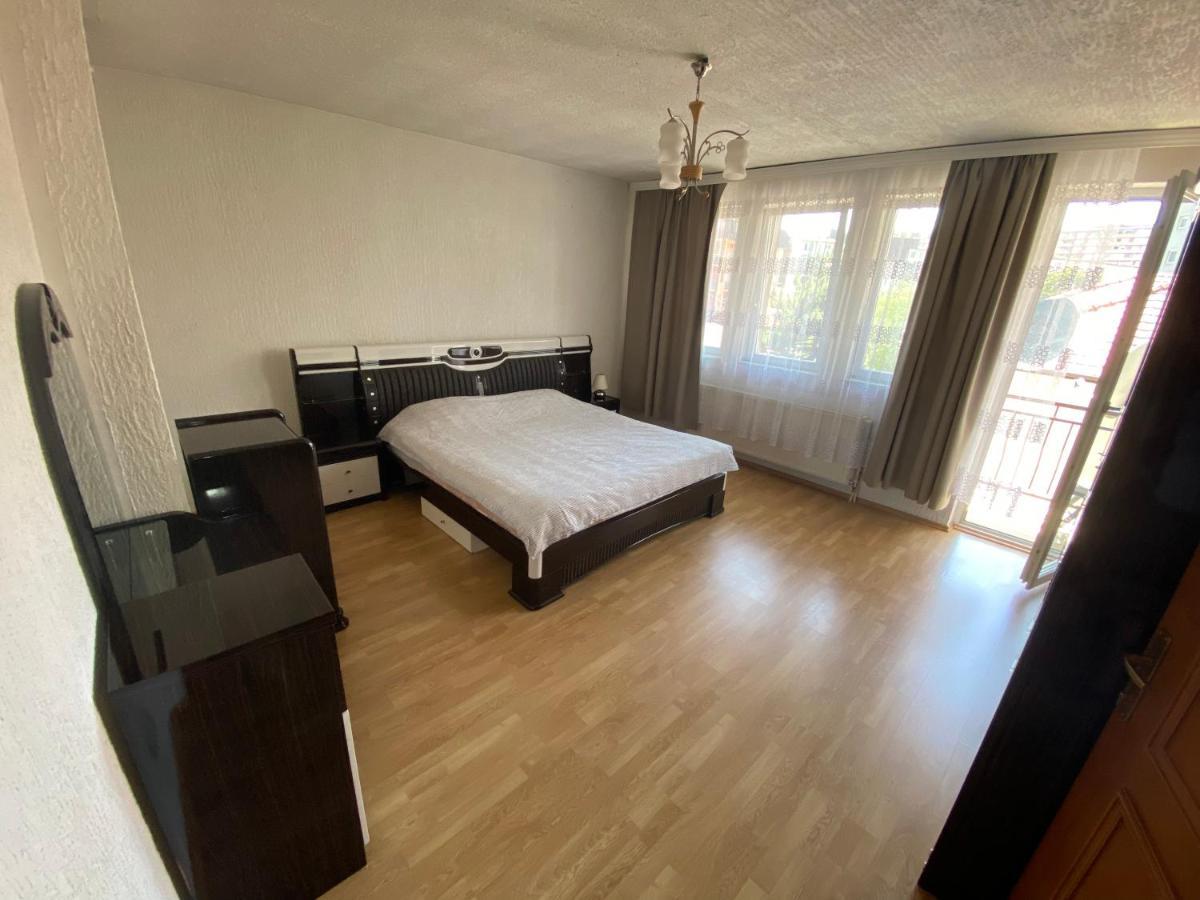 Cima Apartment Приштина Екстер'єр фото